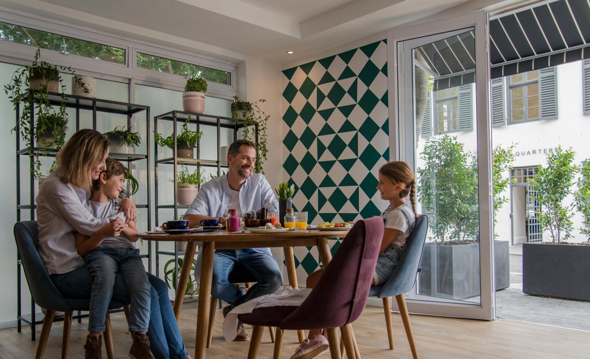 More Quarters Hotel Кейптаун Екстериор снимка